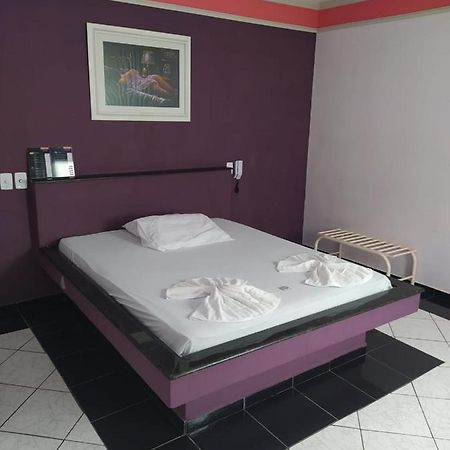 Bhaus Motel Marília Buitenkant foto